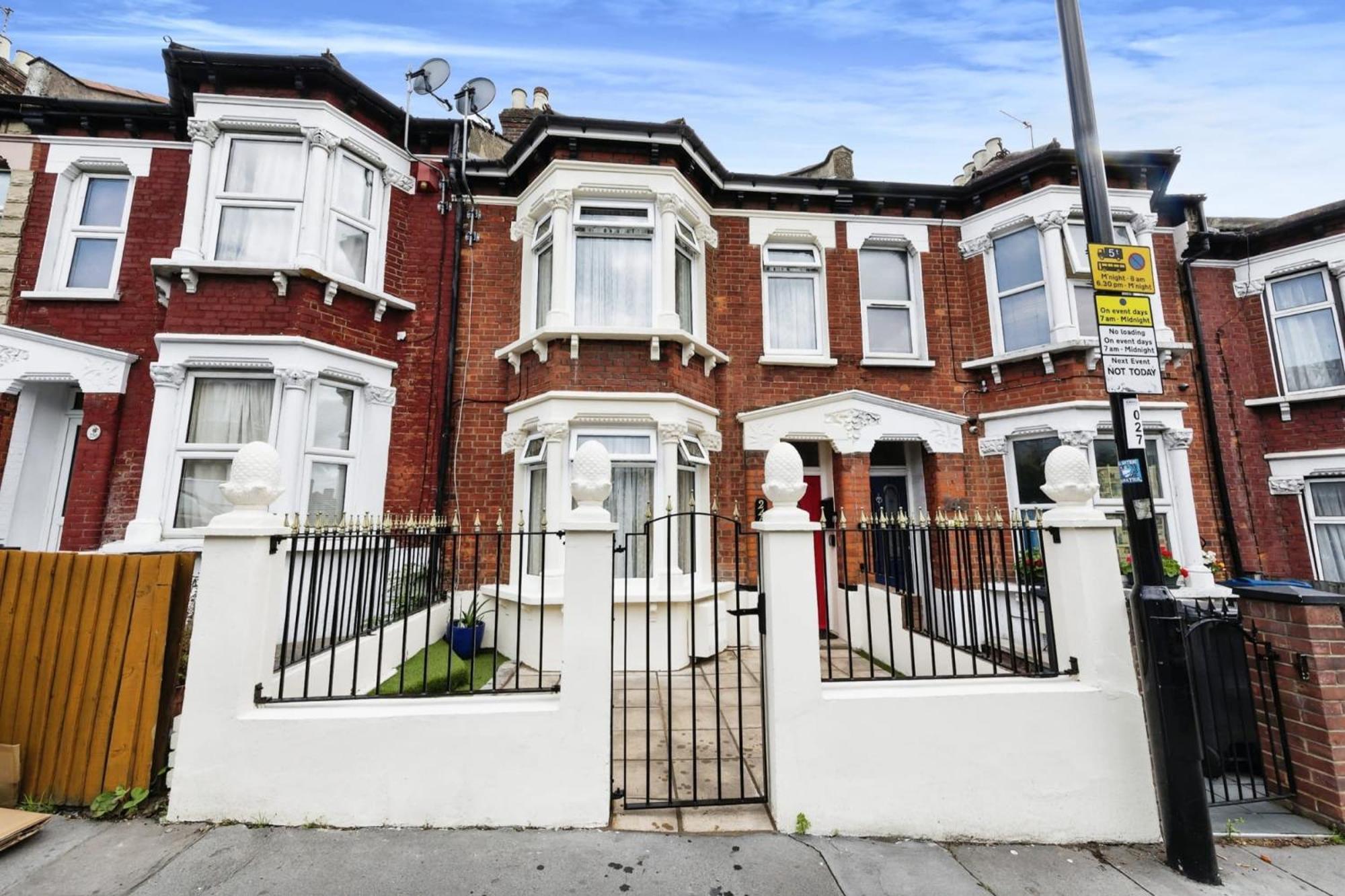 Your Chic 3Br Home Comfort And Style In Londra Exterior foto